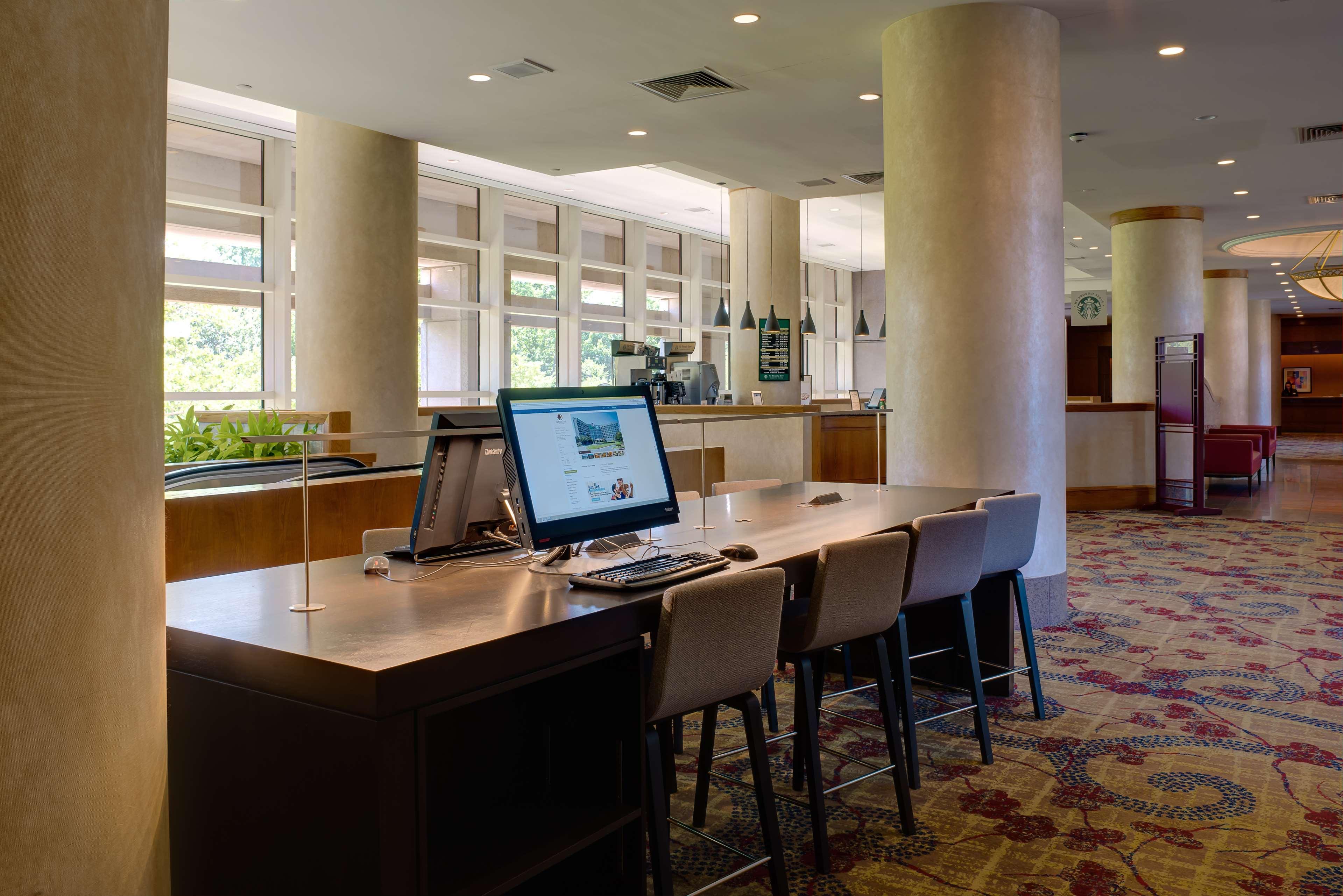 ดับเบิ้ลทรีโฮเต็ล ทุลซา แอท วอร์เรนเพลซ Hotel ทัลซา ภายนอก รูปภาพ