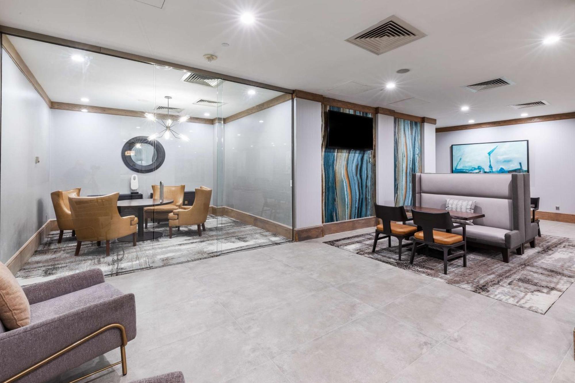ดับเบิ้ลทรีโฮเต็ล ทุลซา แอท วอร์เรนเพลซ Hotel ทัลซา ภายนอก รูปภาพ